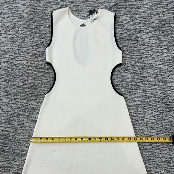NWT RUDI GERNREICH White Sleeveless Cutout Dress Medium - Picture 11 of 16
